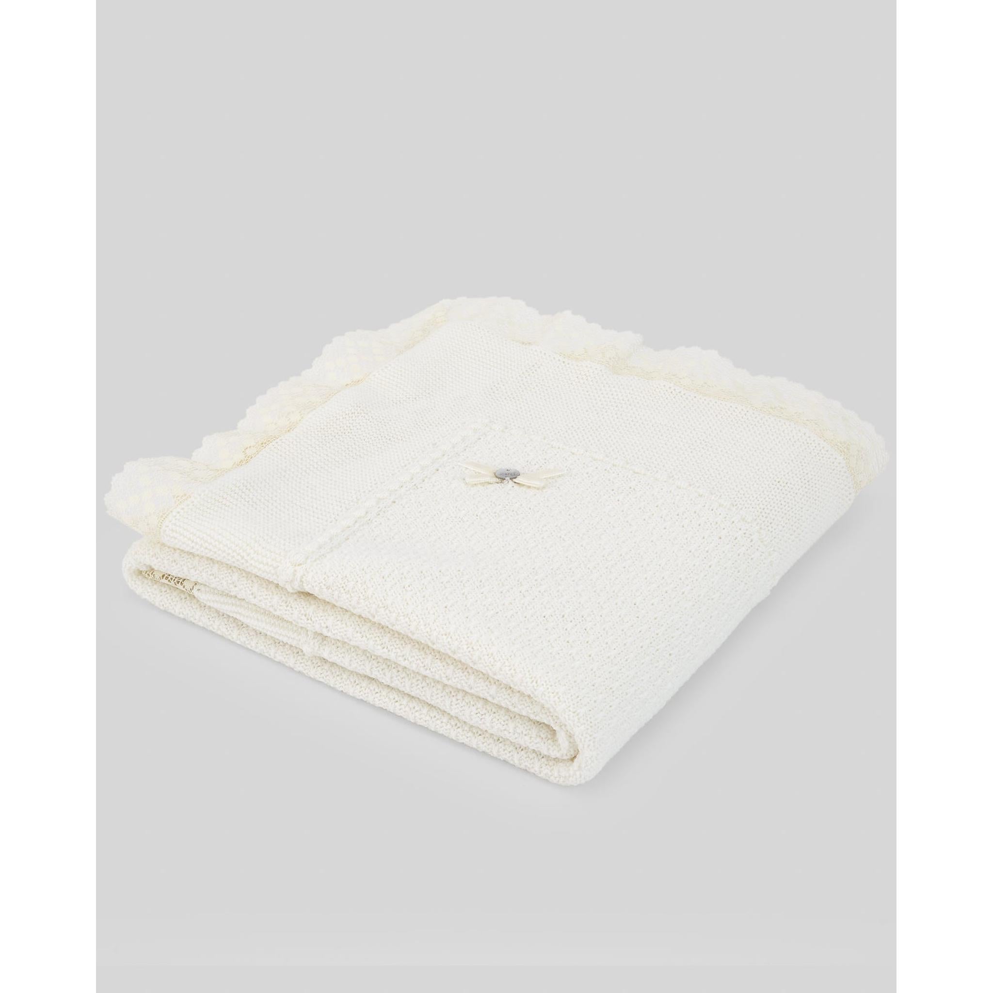 Paz Regalo Knitted Blanket