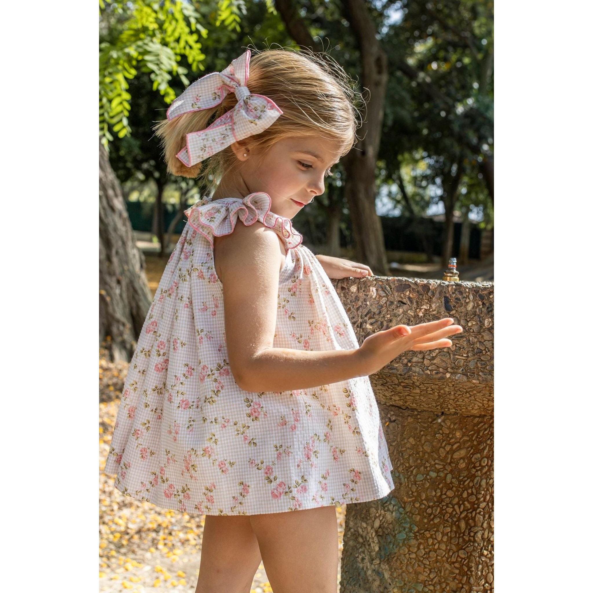 Rosas Beige Hand Smocked Jesusito