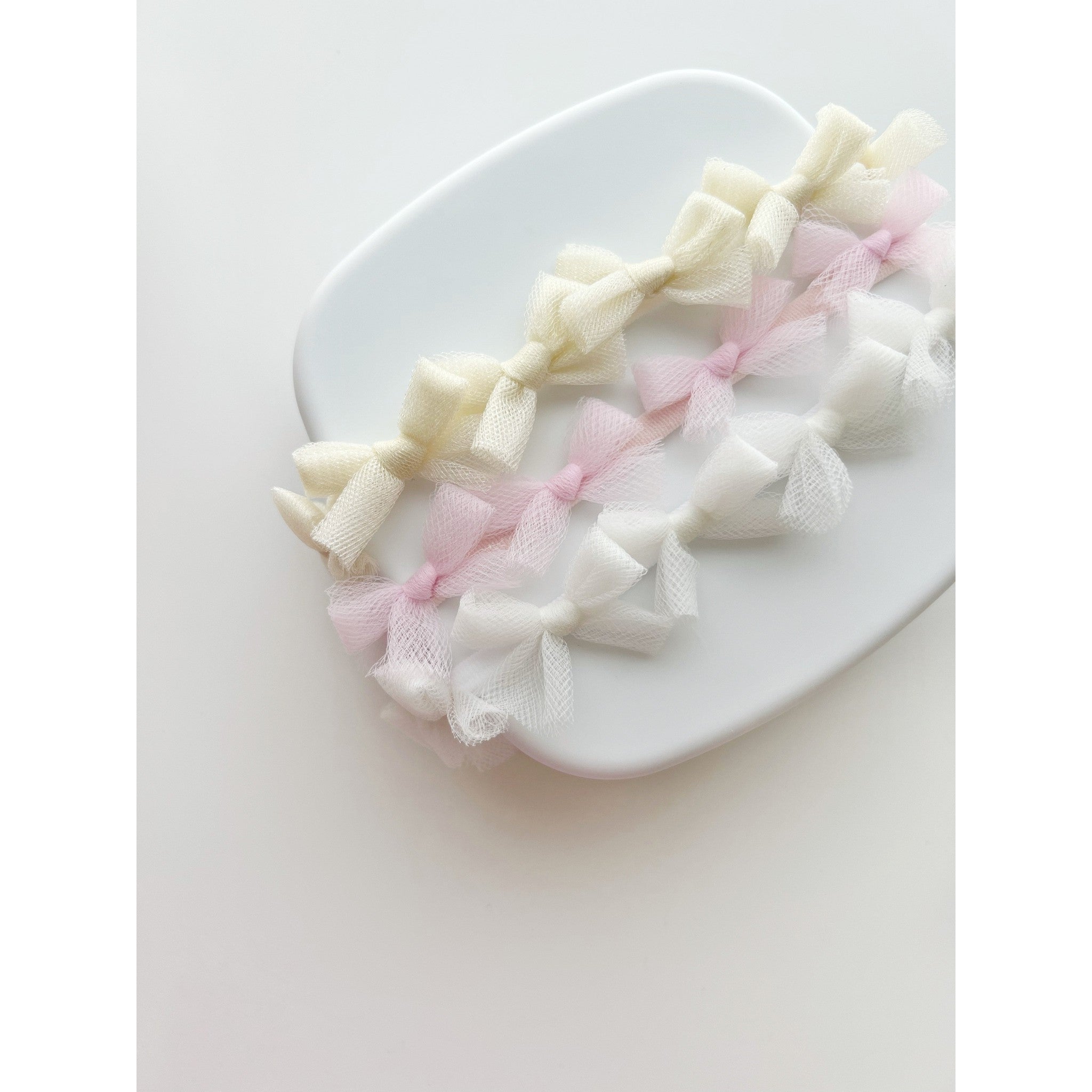 Tull Bow Nylon Headband