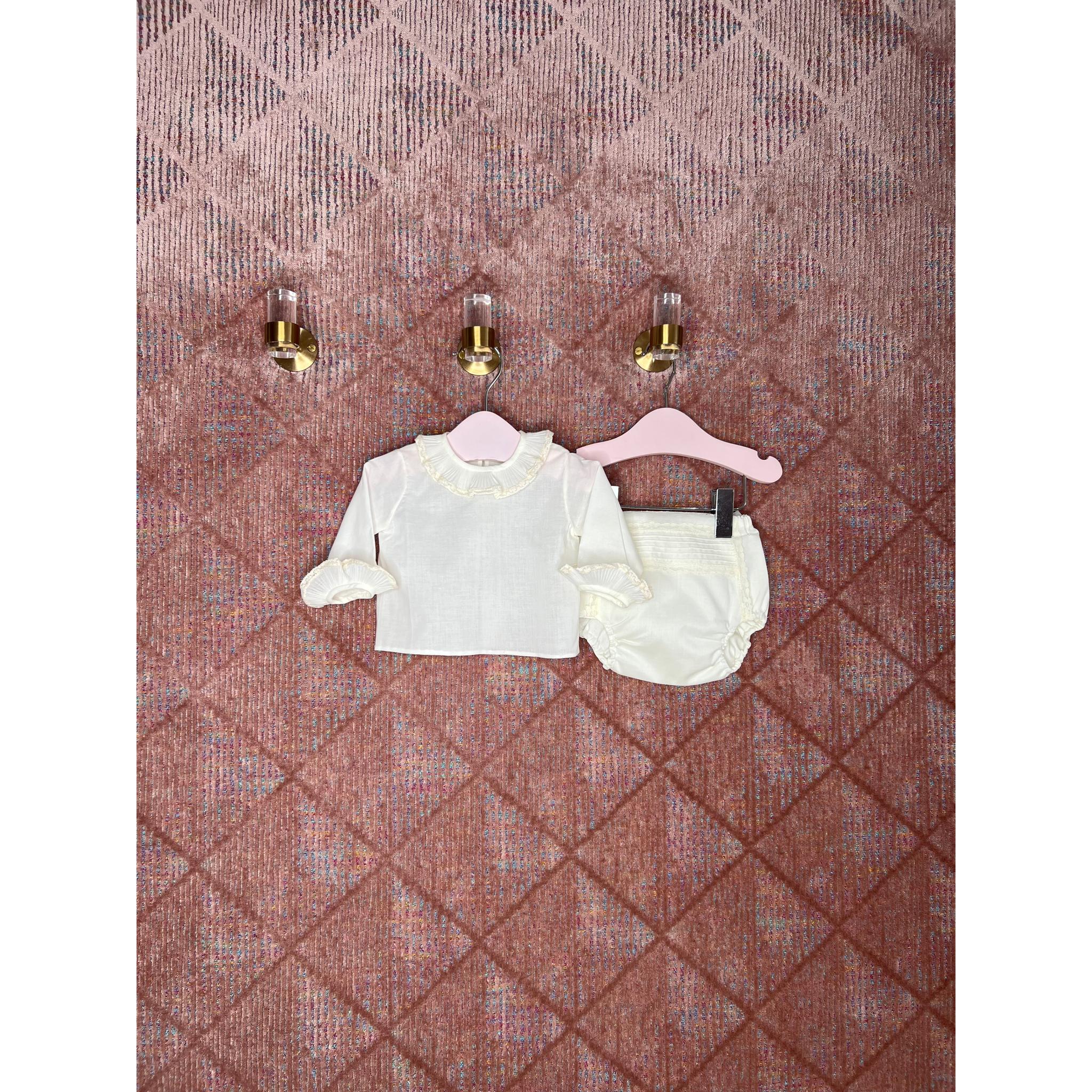 Valencienne Beige Newborn Set