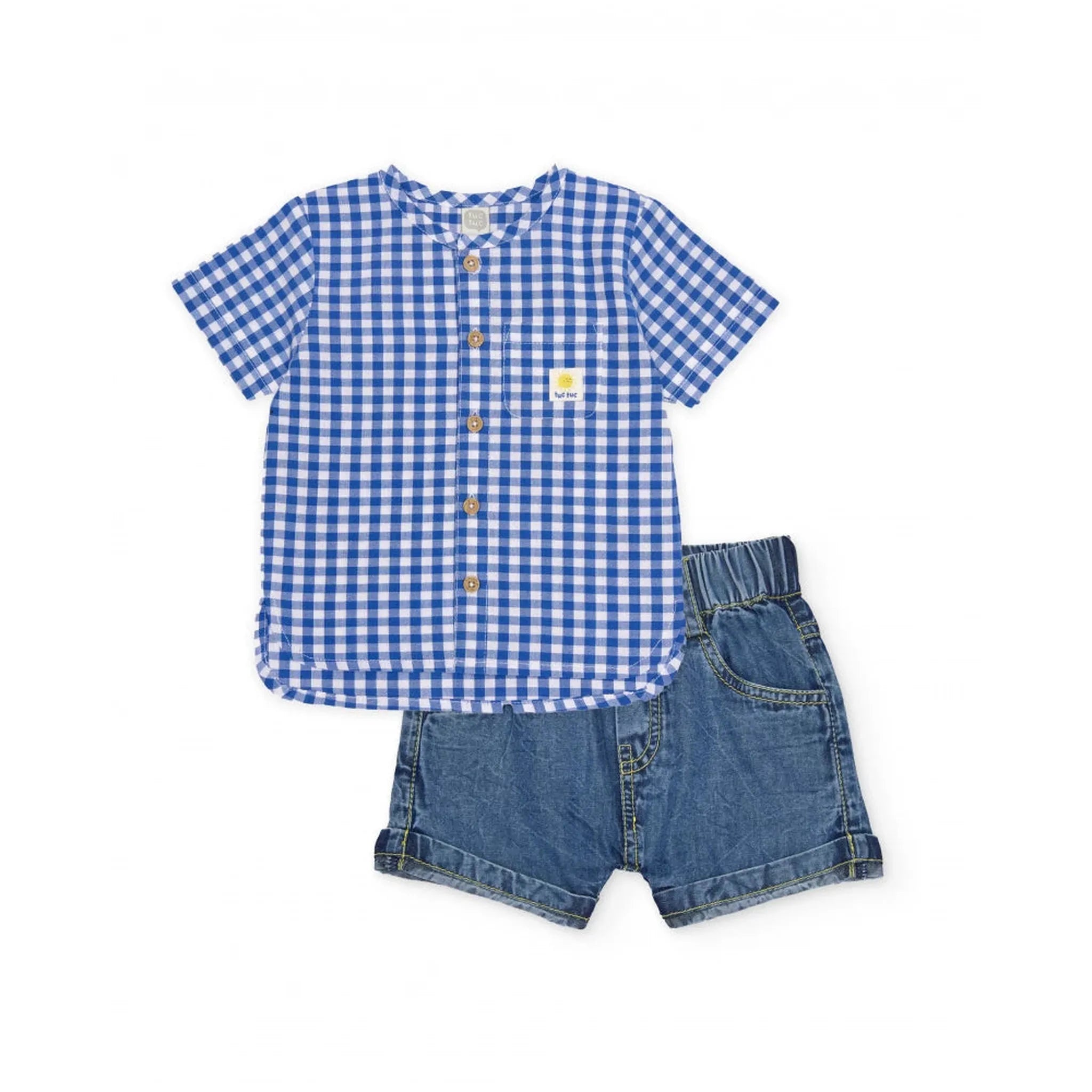woven set with gingham print