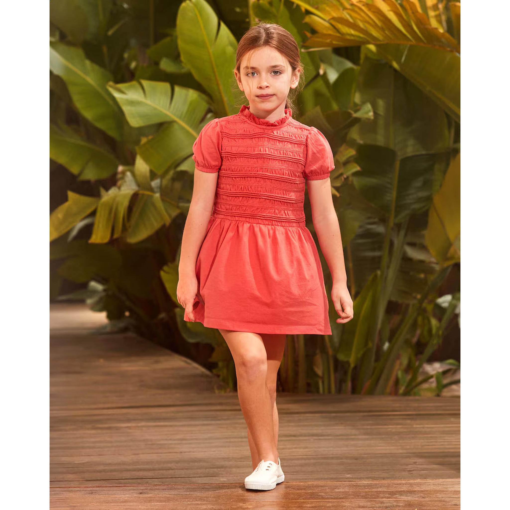Vestido de niƱa con fruncido Fresa
