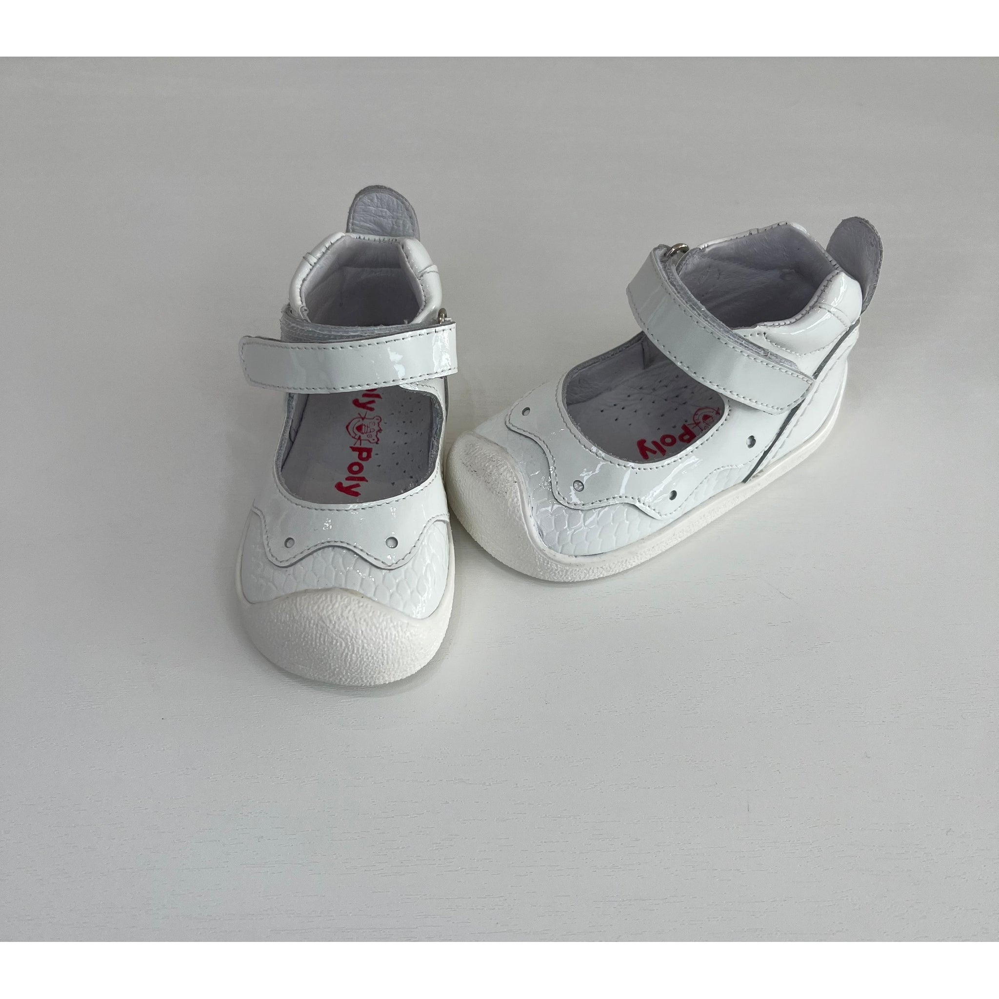 Calgary White