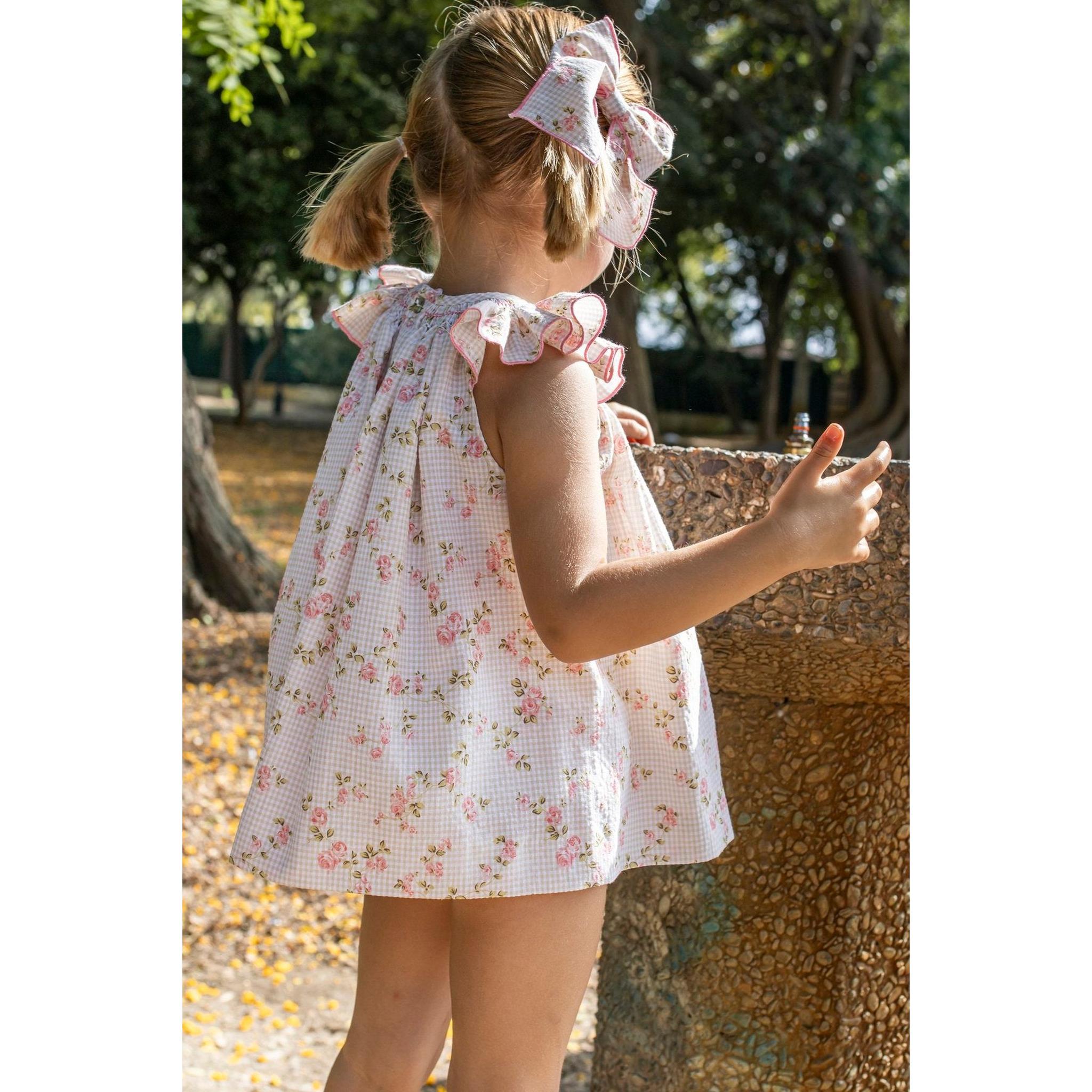 Rosas Beige Hand Smocked Jesusito