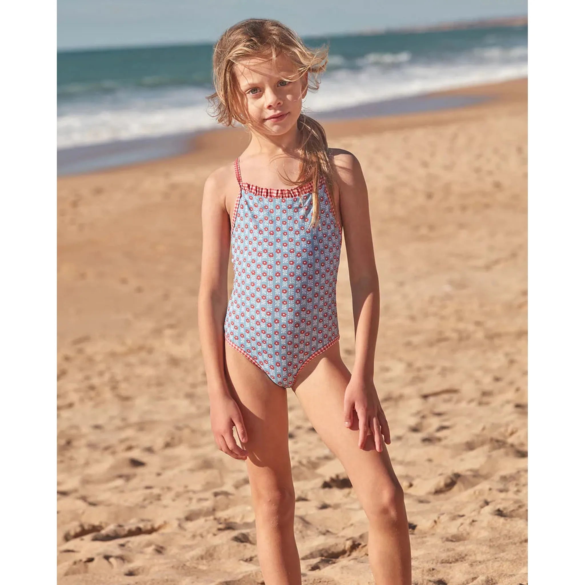 Traje de baño con dos estampados azul claro