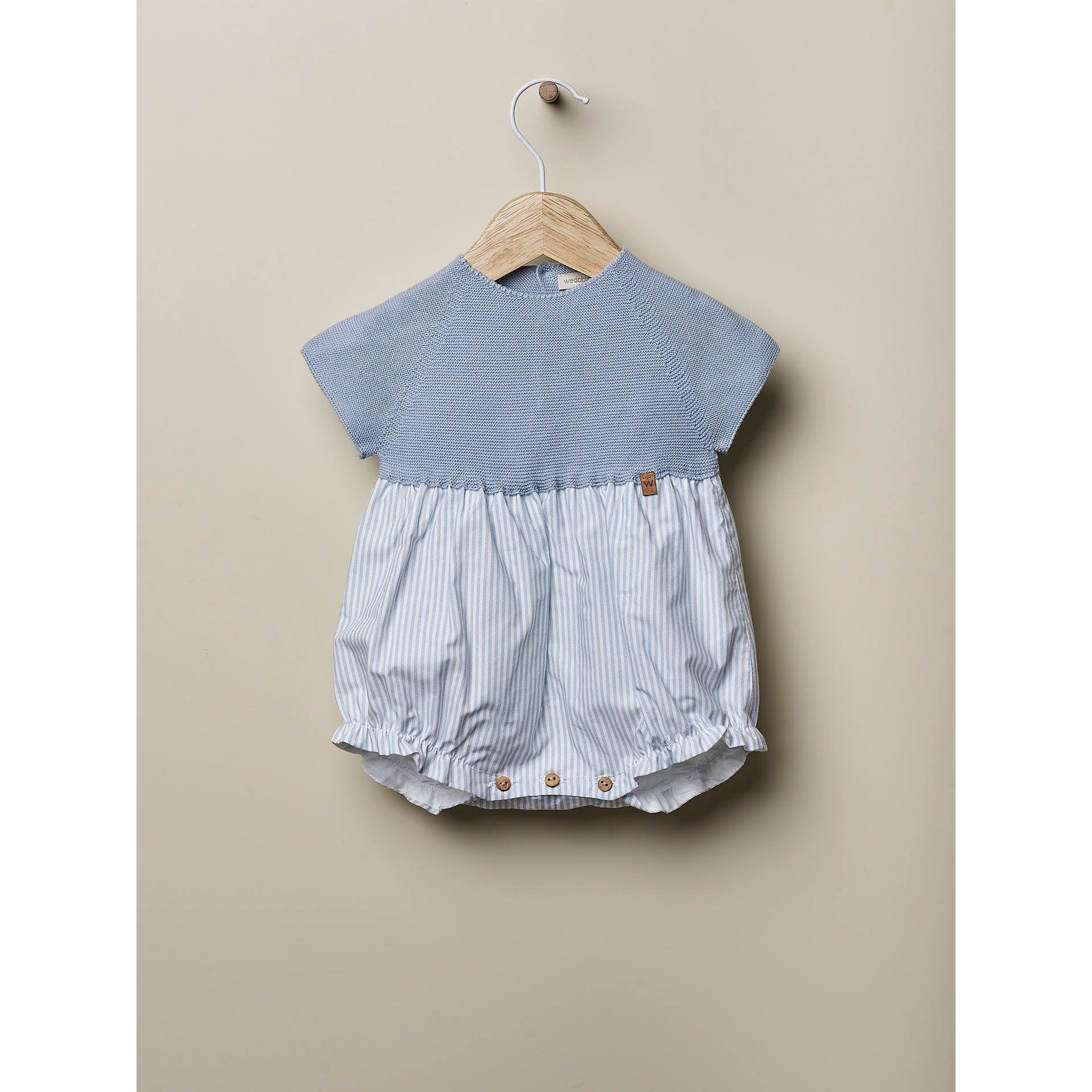 Short-sleeved shortie with soft blue and white stripes | LITTLE LOVE