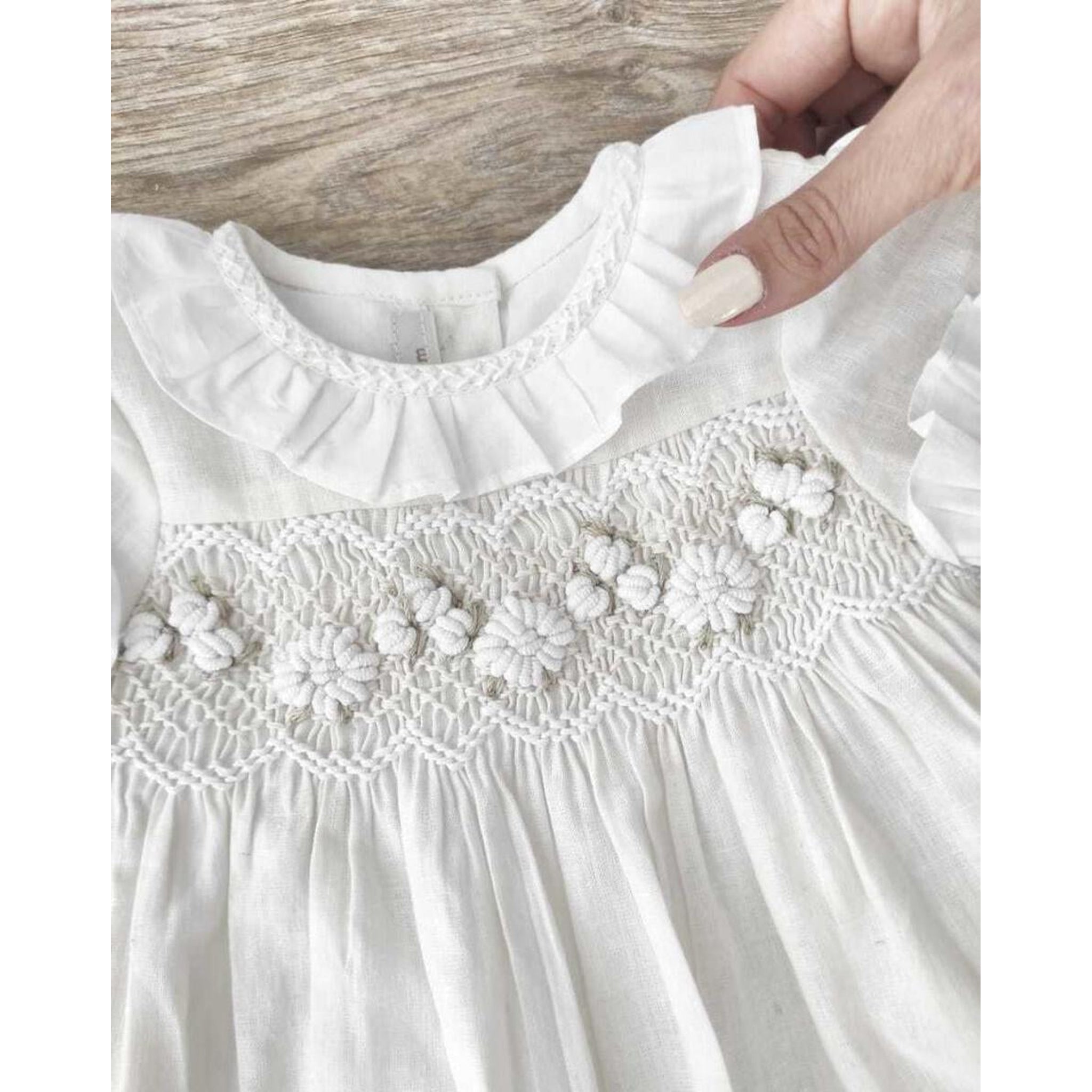 Federica Linen Smocked Dress (Off White)