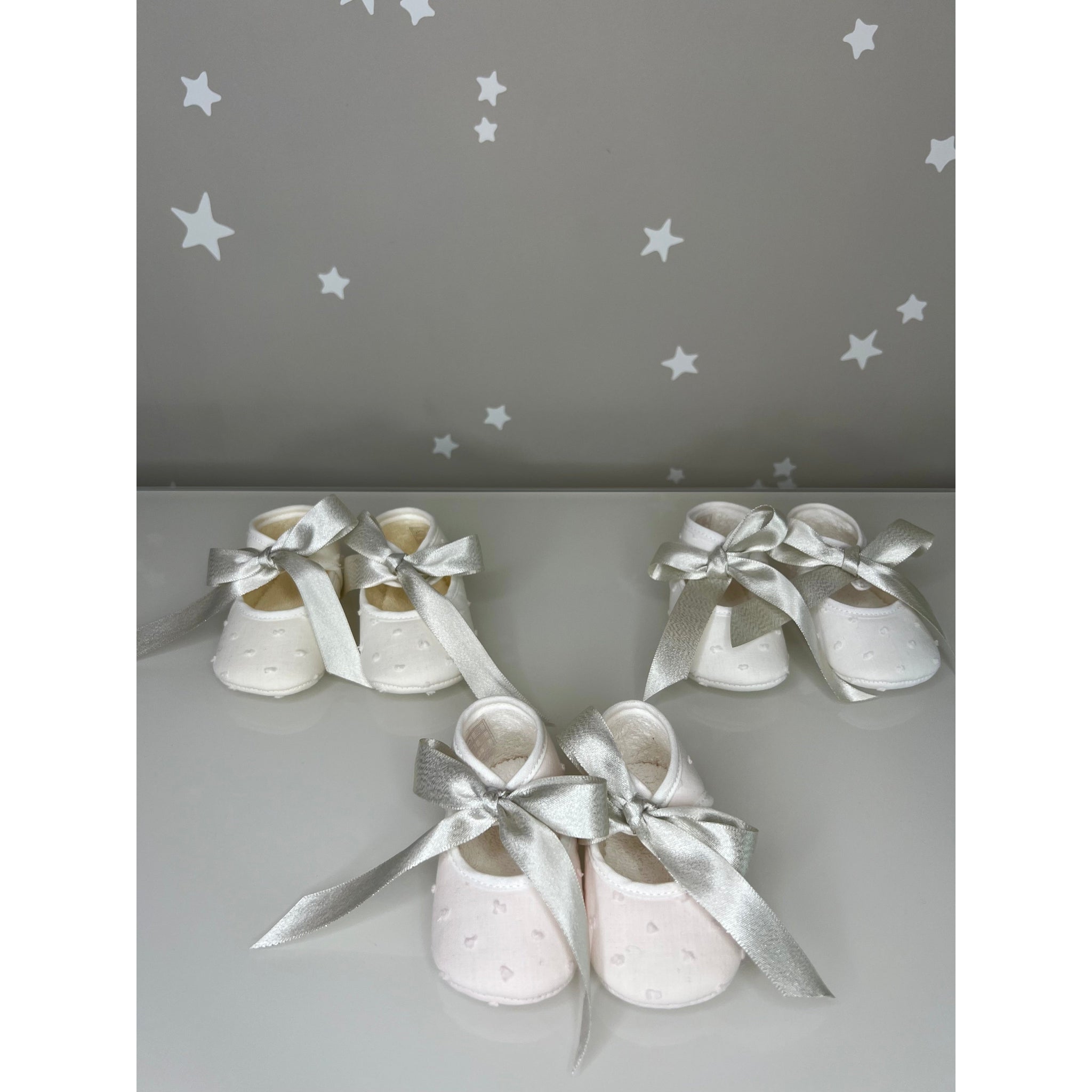 Pumeti Crib Shoes